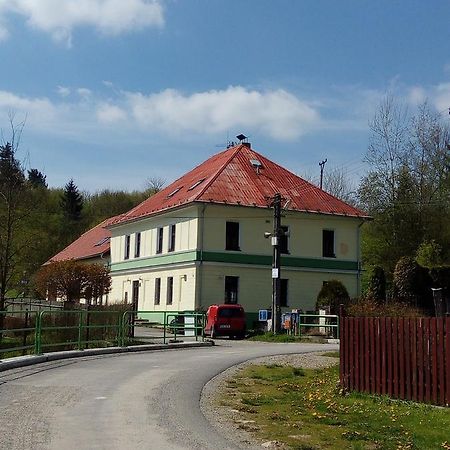 Penzion U Jezu Dobronice Dış mekan fotoğraf