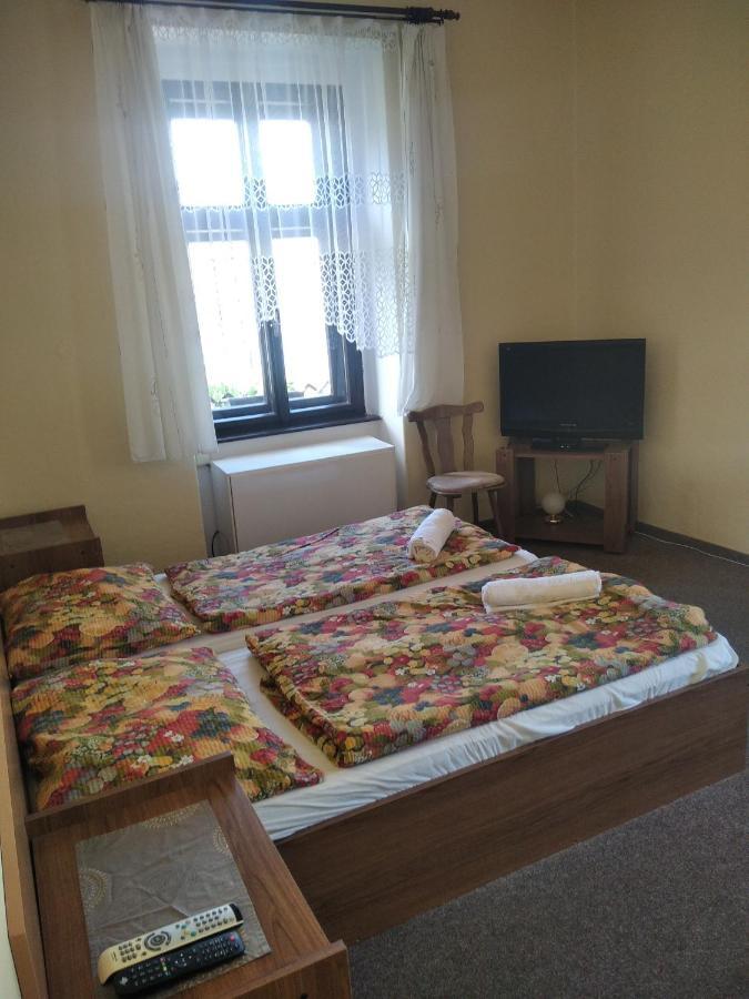 Penzion U Jezu Dobronice Dış mekan fotoğraf