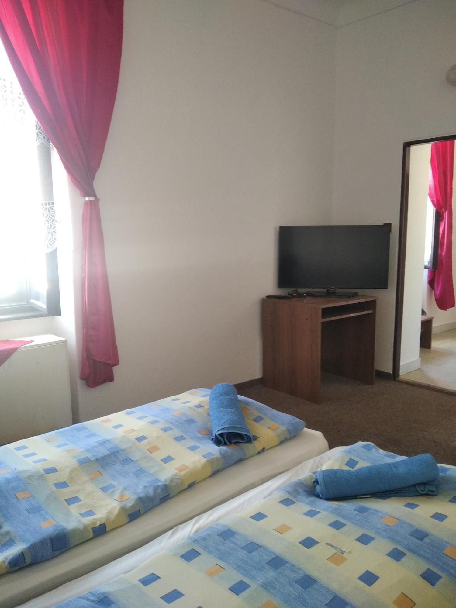Penzion U Jezu Dobronice Dış mekan fotoğraf